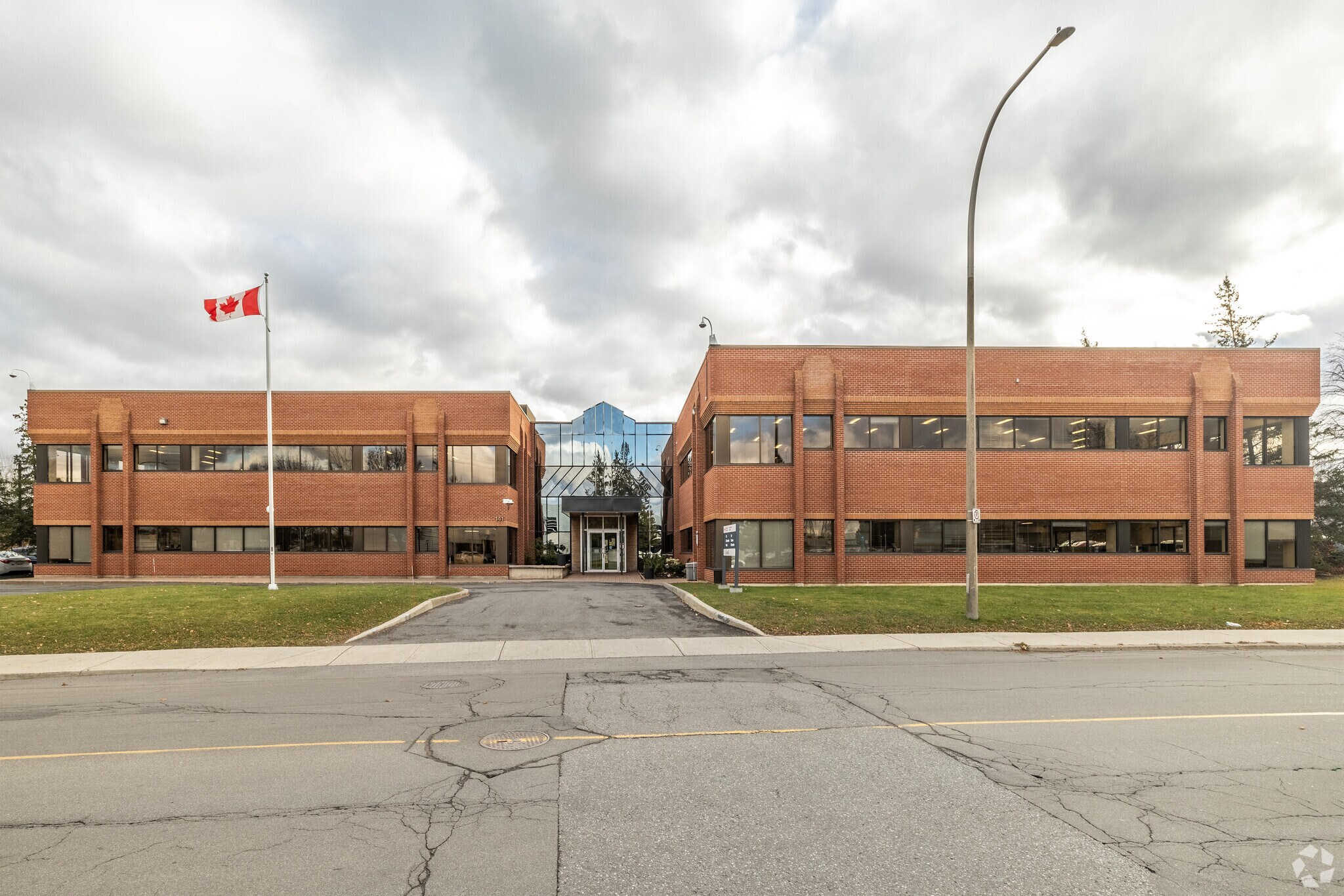 141 Colonnade Rd, Nepean, ON for sale Primary Photo- Image 1 of 1