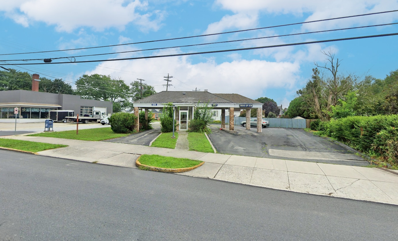 223 E King St, Littlestown, PA for sale Primary Photo- Image 1 of 4