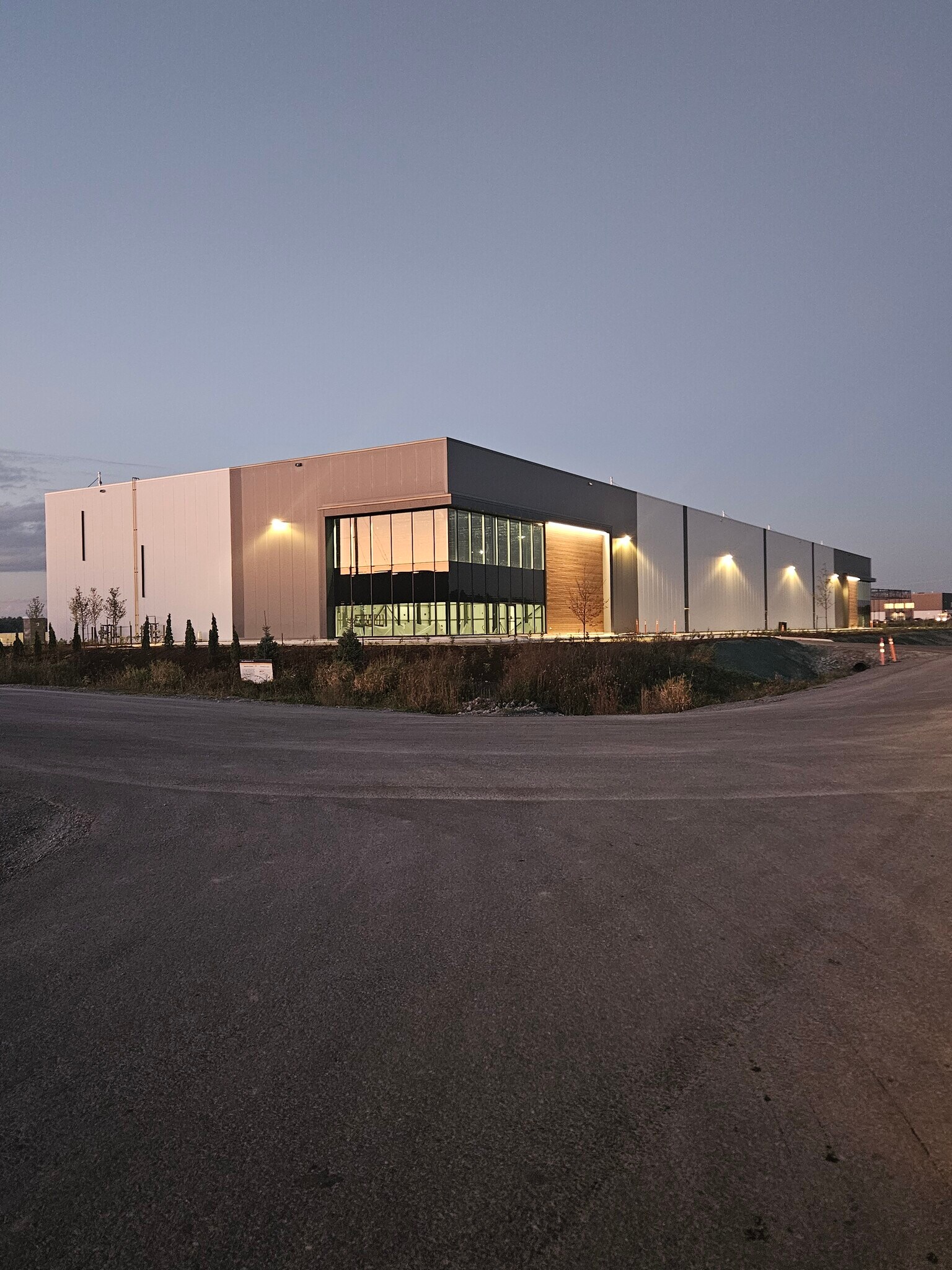 130 Warehouse St, Vars, ON à vendre Photo du bâtiment- Image 1 de 1