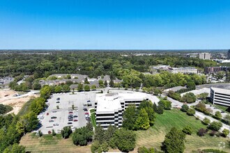 8440 Woodfield Crossing Blvd, Indianapolis, IN - Aérien  Vue de la carte - Image1