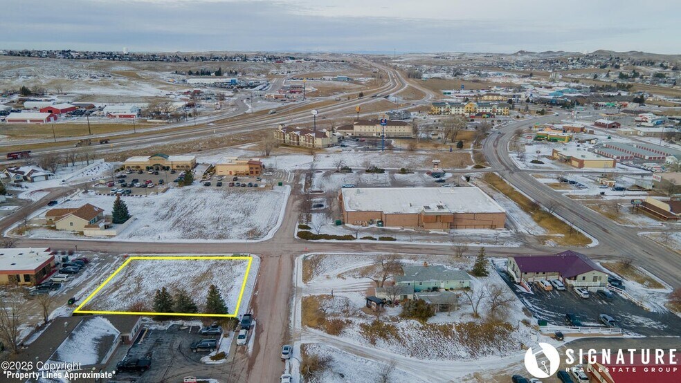 1403 3rd st, Gillette, WY à vendre - Photo du bâtiment - Image 2 de 5