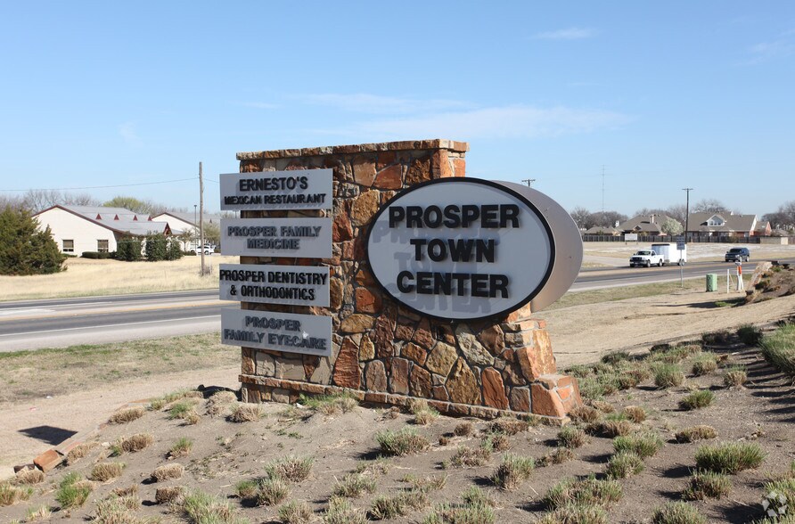 170 N Preston Rd, Prosper, TX à louer - Photo du bâtiment - Image 2 de 6