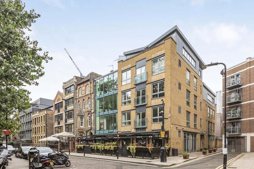 11 Hoxton Sq, London for lease - Building Photo - Image 2 of 19