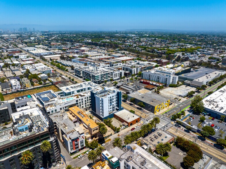 1543-1557 7th street, Santa Monica, CA for sale - Building Photo - Image 2 of 3