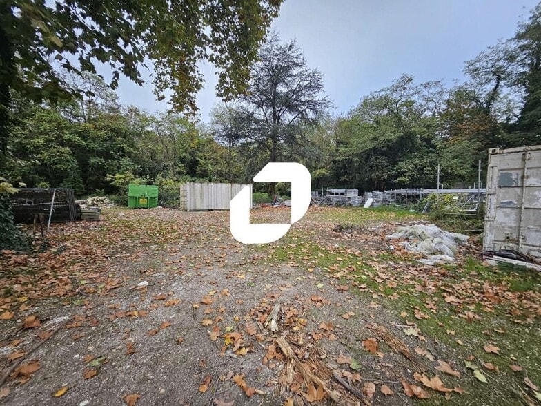 Land in Dammarie-les-Lys for sale - Building Photo - Image 1 of 5