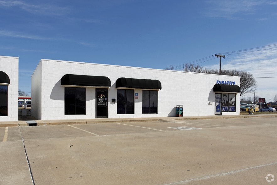 722 E Independence St, Shawnee, OK for lease - Building Photo - Image 2 of 2