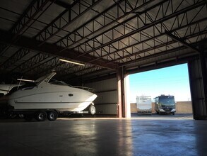 6260 N Travel Center Rd, Tucson, AZ for lease Interior Photo- Image 2 of 4