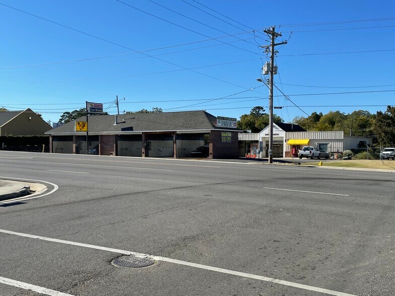 401 3rd St SW, Cullman, AL à vendre - Photo du bâtiment - Image 2 de 9