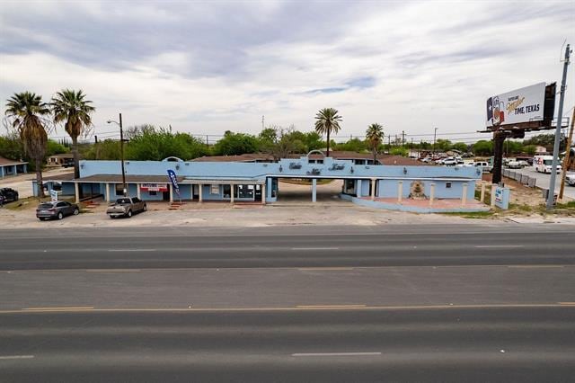 1912 Veterans Blvd, Del Rio, TX for sale - Building Photo - Image 1 of 9