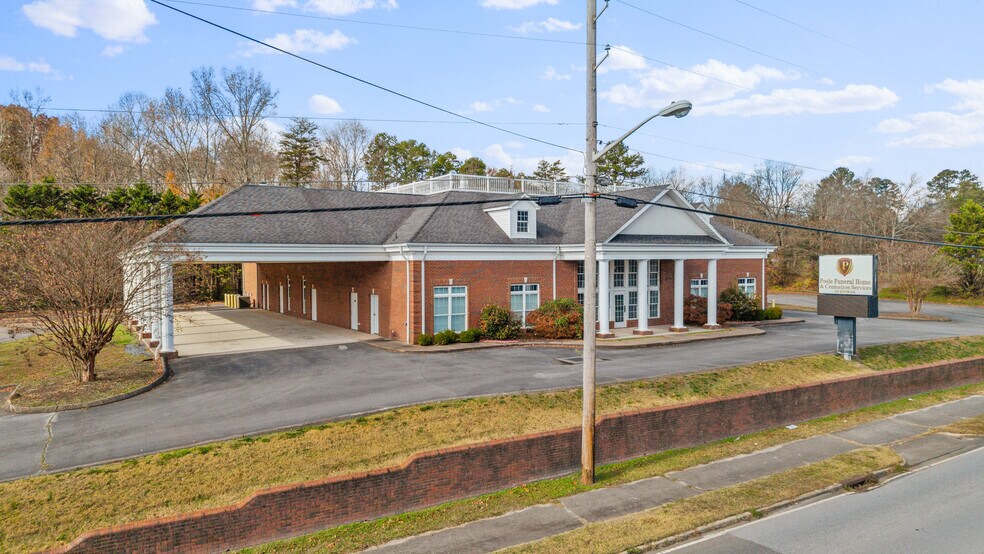 300 Tennessee Ave, Etowah, TN à vendre - Photo du bâtiment - Image 3 de 32
