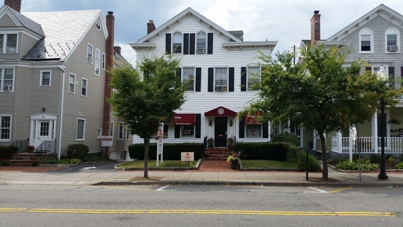14-18 Elm St, Morristown, NJ à louer - Photo du bâtiment - Image 1 de 9