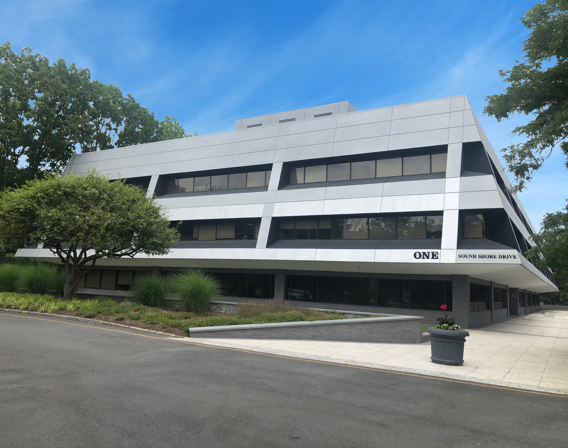 1 Sound Shore Dr, Greenwich, CT for lease Building Photo- Image 1 of 6