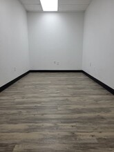 5350 S Western Ave, Oklahoma City, OK for lease Interior Photo- Image 1 of 4