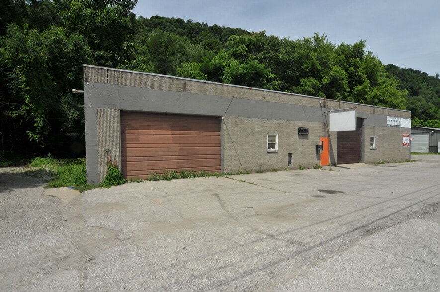 8131 Maccorkle Ave, Charleston, WV for sale - Building Photo - Image 3 of 14
