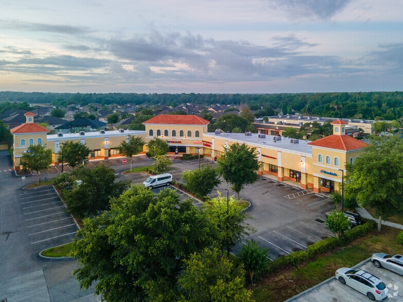 3350 W Southport Rd, Kissimmee, FL à louer - Photo principale - Image 1 de 2