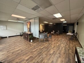 4501 Williamsburg Rd, Richmond, VA à louer Photo intérieure- Image 1 de 2