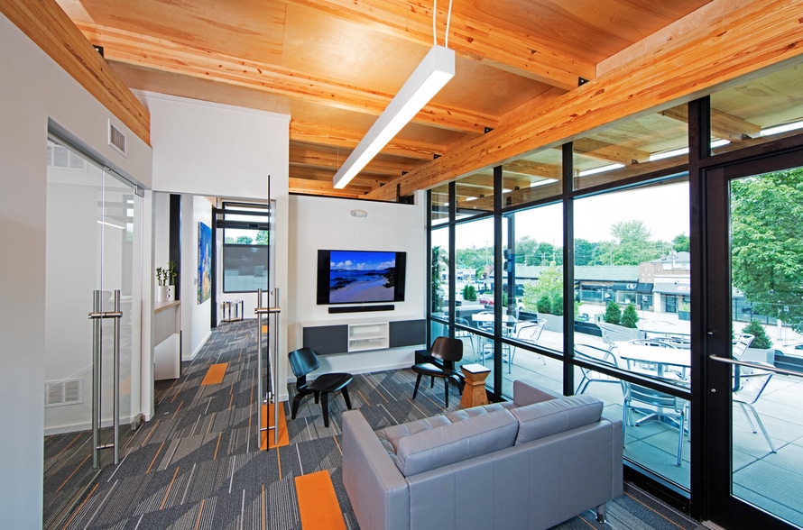 5915 N College Ave, Indianapolis, IN for lease - Interior Photo - Image 3 of 7