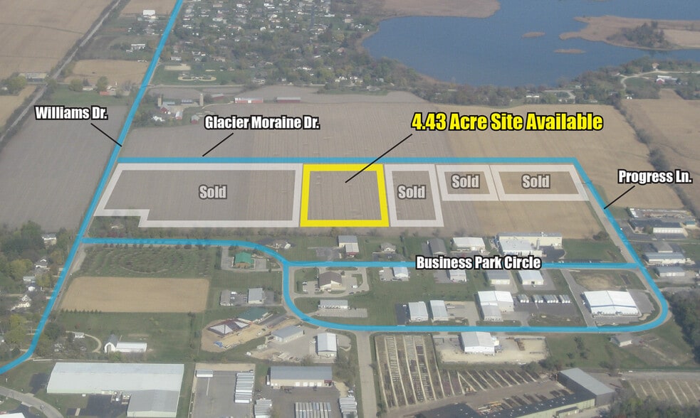 Glacier Moraine Drive, Stoughton, WI for sale - Building Photo - Image 2 of 3