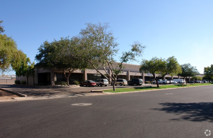 3310-3334 W Flower St, Phoenix, AZ à louer - Photo du bâtiment - Image 3 de 9