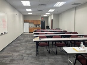 1139 NW Broad St, Murfreesboro, TN for lease Interior Photo- Image 2 of 4