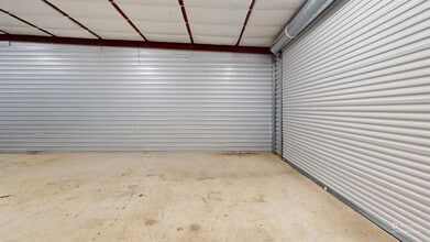 8114 City Base Landing, San Antonio, TX for lease Interior Photo- Image 2 of 7