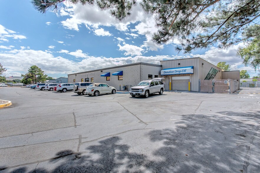 810 S Dayton St, Kennewick, WA à vendre - Photo du bâtiment - Image 2 de 40