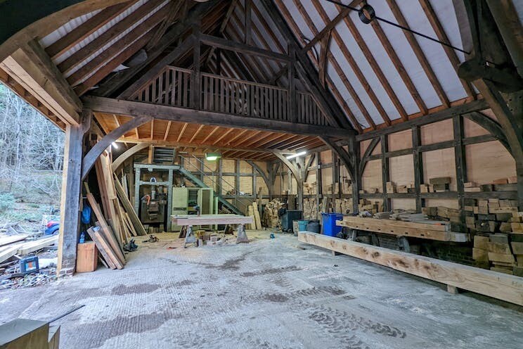 Honeysuckle Bottom, East Horsley à vendre - Photo du bâtiment - Image 3 de 4