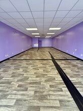 1704 Southside Blvd, Jacksonville, FL for lease Interior Photo- Image 2 of 2