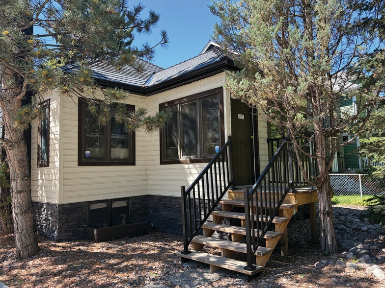 8210 108 St, Edmonton, AB for sale - Building Photo - Image 3 of 16