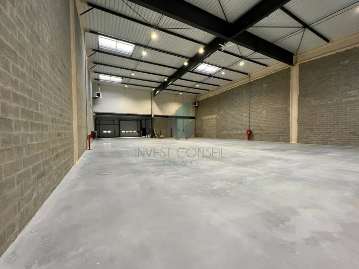 Flex in Saint-Ouen-l'Aumône for lease Interior Photo- Image 1 of 9