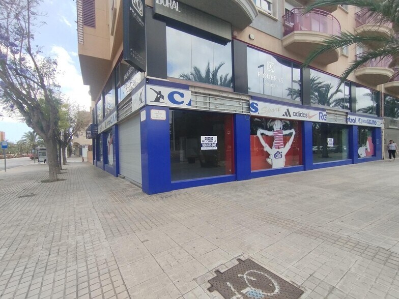 Commerce de détail dans Elche à louer - Photo du bâtiment - Image 3 de 12