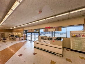 701-761 S Fortuna Blvd, Fortuna, CA for lease Interior Photo- Image 2 of 12