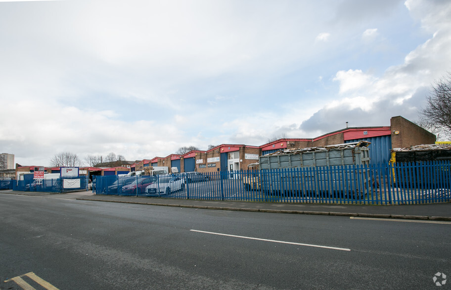 Icknield Sq, Birmingham for lease - Primary Photo - Image 1 of 5