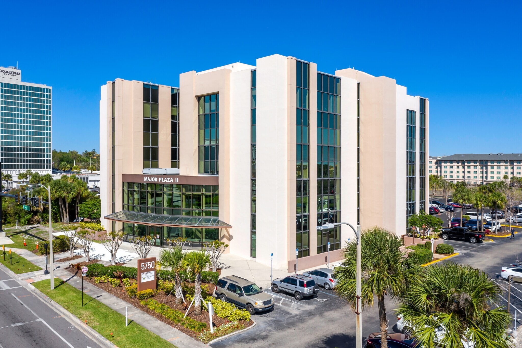 5750 Major Blvd, Orlando, FL à louer Photo du bâtiment- Image 1 de 11