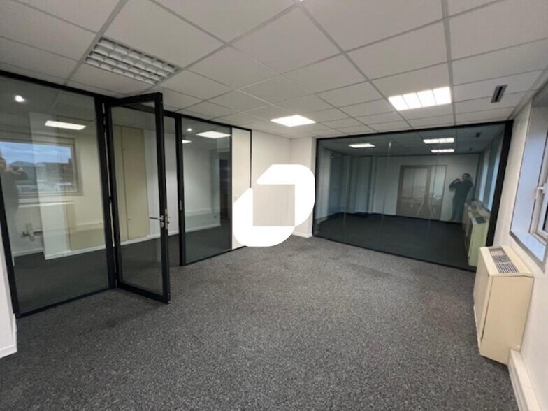 Bureau dans Noisy-le-Grand à vendre - Photo intérieure - Image 1 de 12