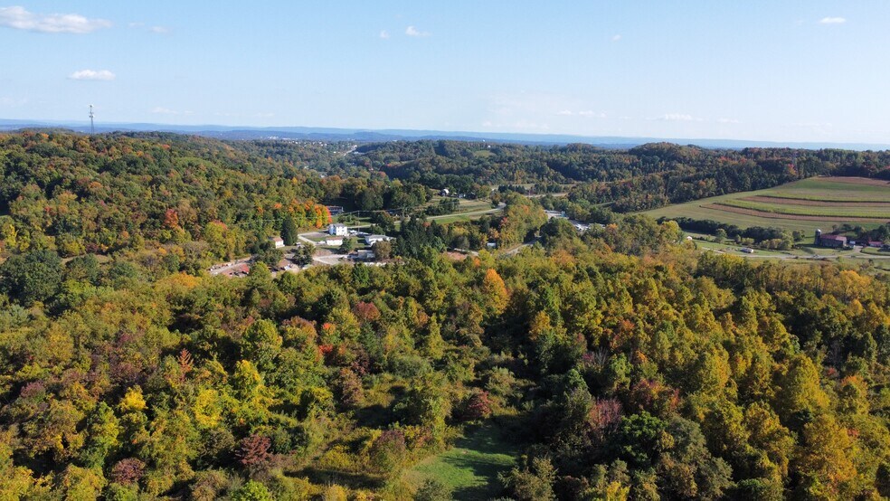 1546 Business Route 66, Greensburg, PA à vendre - Photo du bâtiment - Image 3 de 5