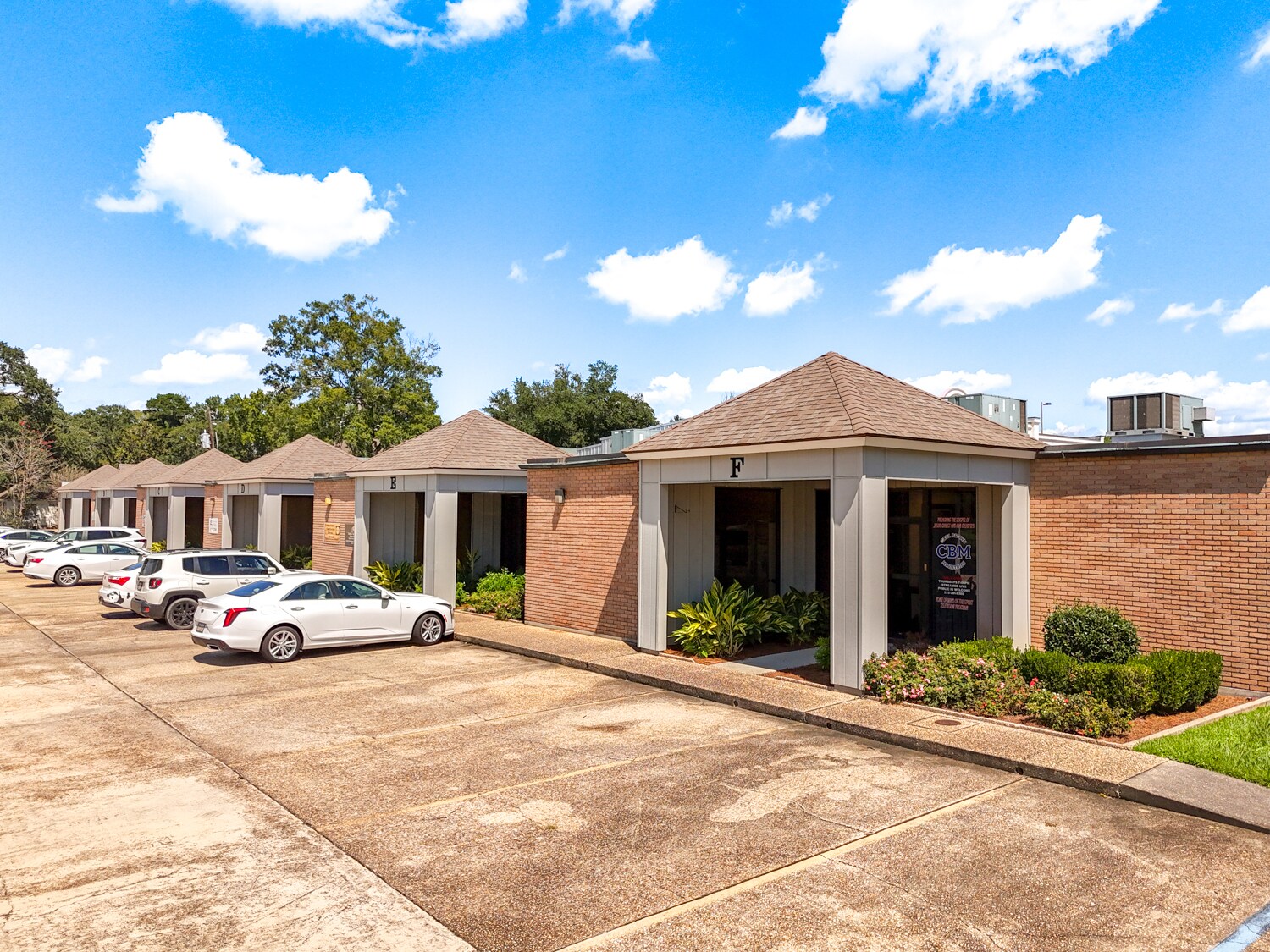 8211 Goodwood Blvd, Baton Rouge, LA for lease Building Photo- Image 1 of 11