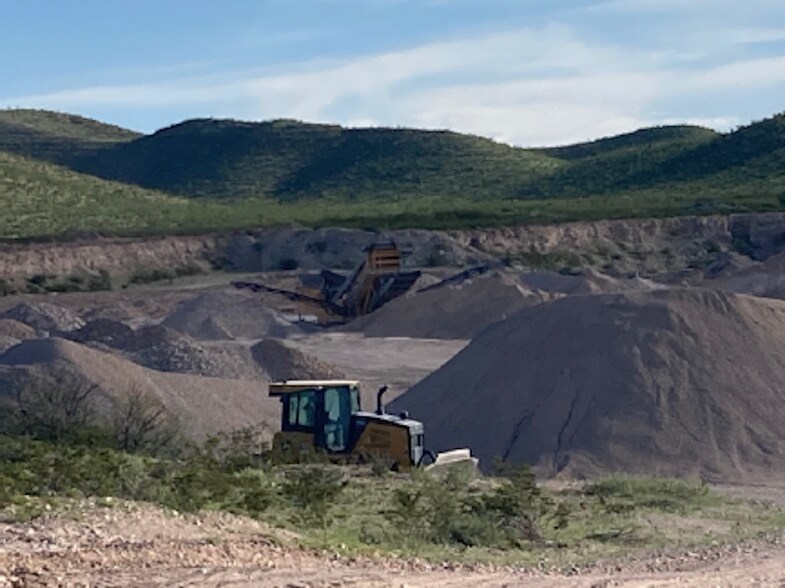 0 El Paso JAL Pipeline Rd, El Paso, TX à vendre - Photo du bâtiment - Image 3 de 5