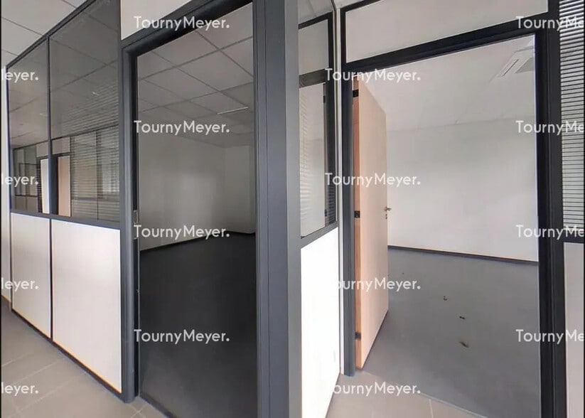 Flex dans Saint-Jacques-de-la-Lande à louer - Photo intérieure - Image 3 de 3