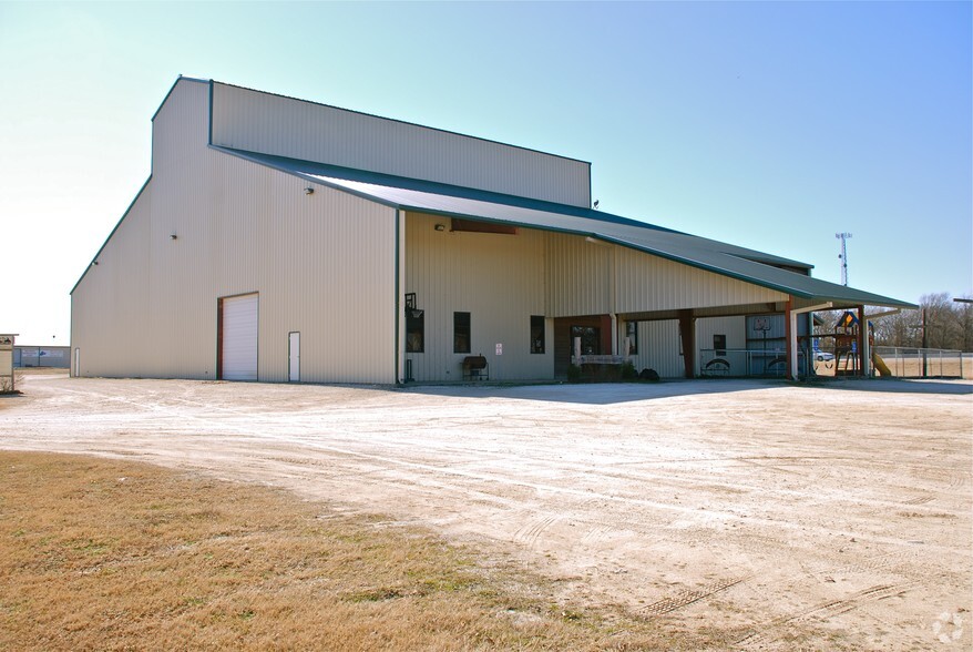 2032 S Highway 77, Waxahachie, TX à vendre - Photo du b timent - Image 1 de 1