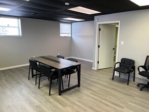 3494 S Hamilton Rd, Columbus, OH for lease Interior Photo- Image 2 of 18
