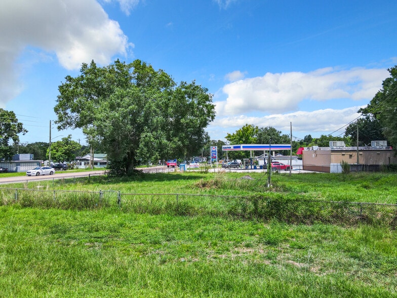 5574 S Orange Blossom Trl, Intercession City, FL for sale - Building Photo - Image 2 of 8