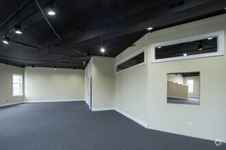 1232-1280 American Way, Libertyville, IL for lease Interior Photo- Image 2 of 4