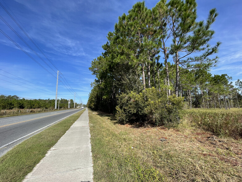 SW Bascom Norris dr, Lake City, FL for sale - Building Photo - Image 3 of 4