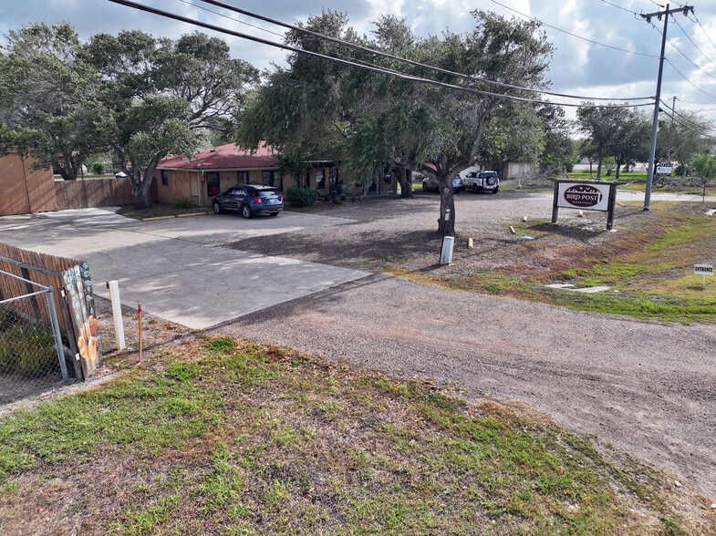 15210 Northwest Blvd, Corpus Christi, TX à vendre - Photo du bâtiment - Image 2 de 14