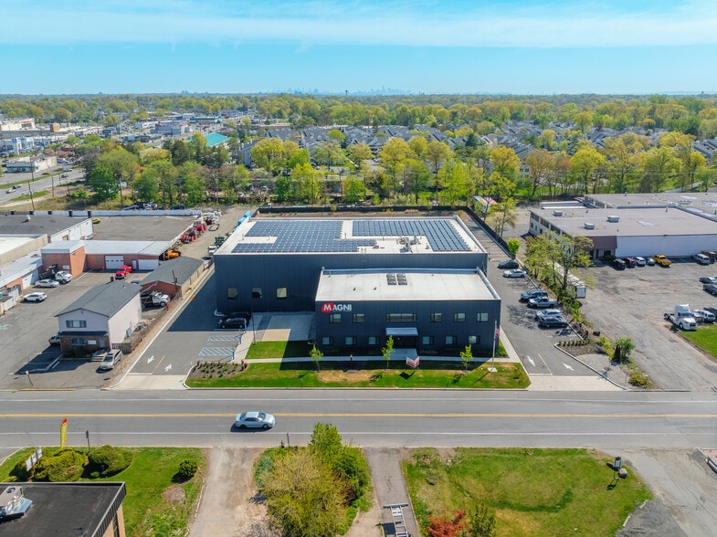651 N Michigan Ave, Kenilworth, NJ for lease - Building Photo - Image 2 of 23