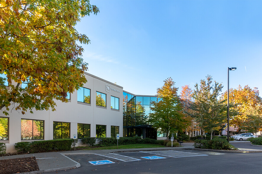 19803 North Creek Pky, Bothell, WA for lease - Building Photo - Image 3 of 5