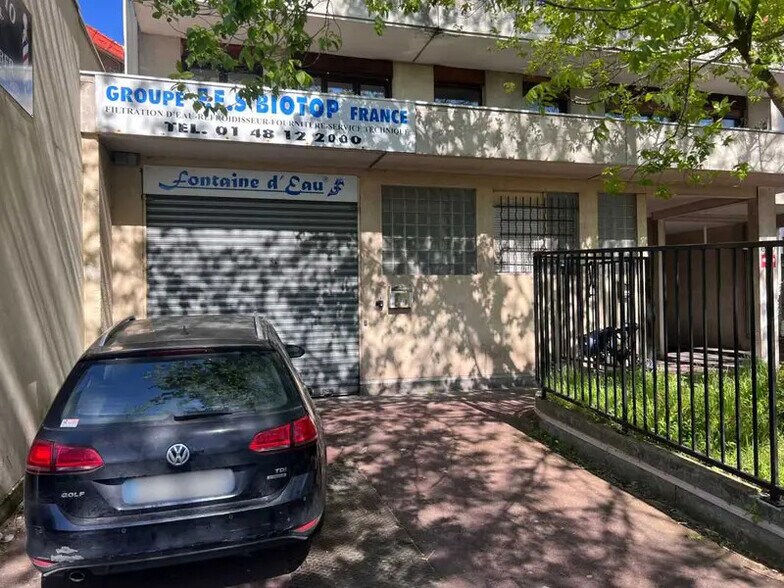 Retail in Montreuil for sale - Building Photo - Image 1 of 5