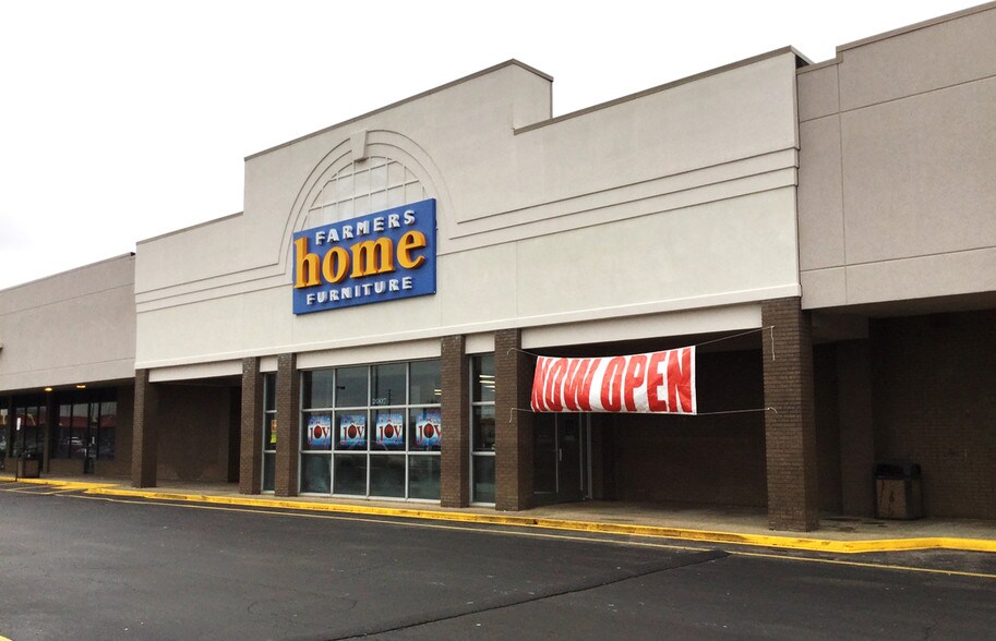 2007 Memorial Blvd, Springfield, TN for lease - Building Photo - Image 3 of 4