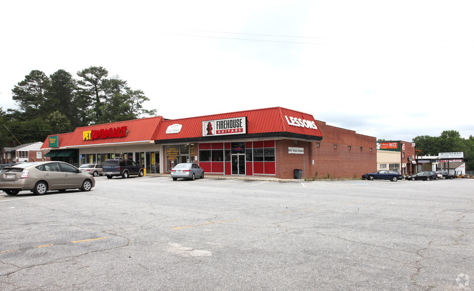 2520 N Decatur Rd, Decatur, GA for lease - Primary Photo - Image 1 of 4